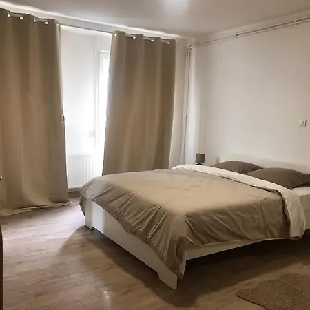 Entier 2 Apartment